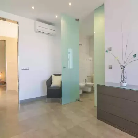 Bohemi - With Private Pool Free Wifi