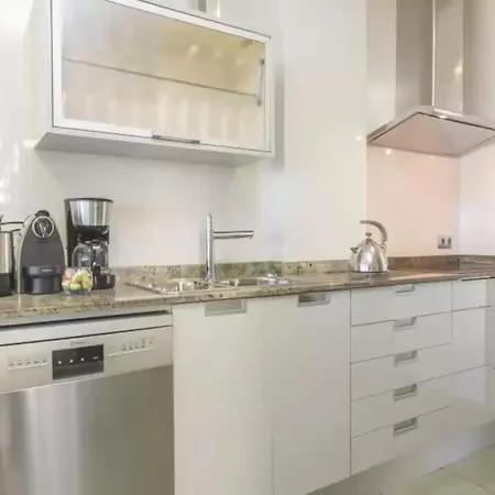 Villa Bohemi - With Private Pool Free Wifi *